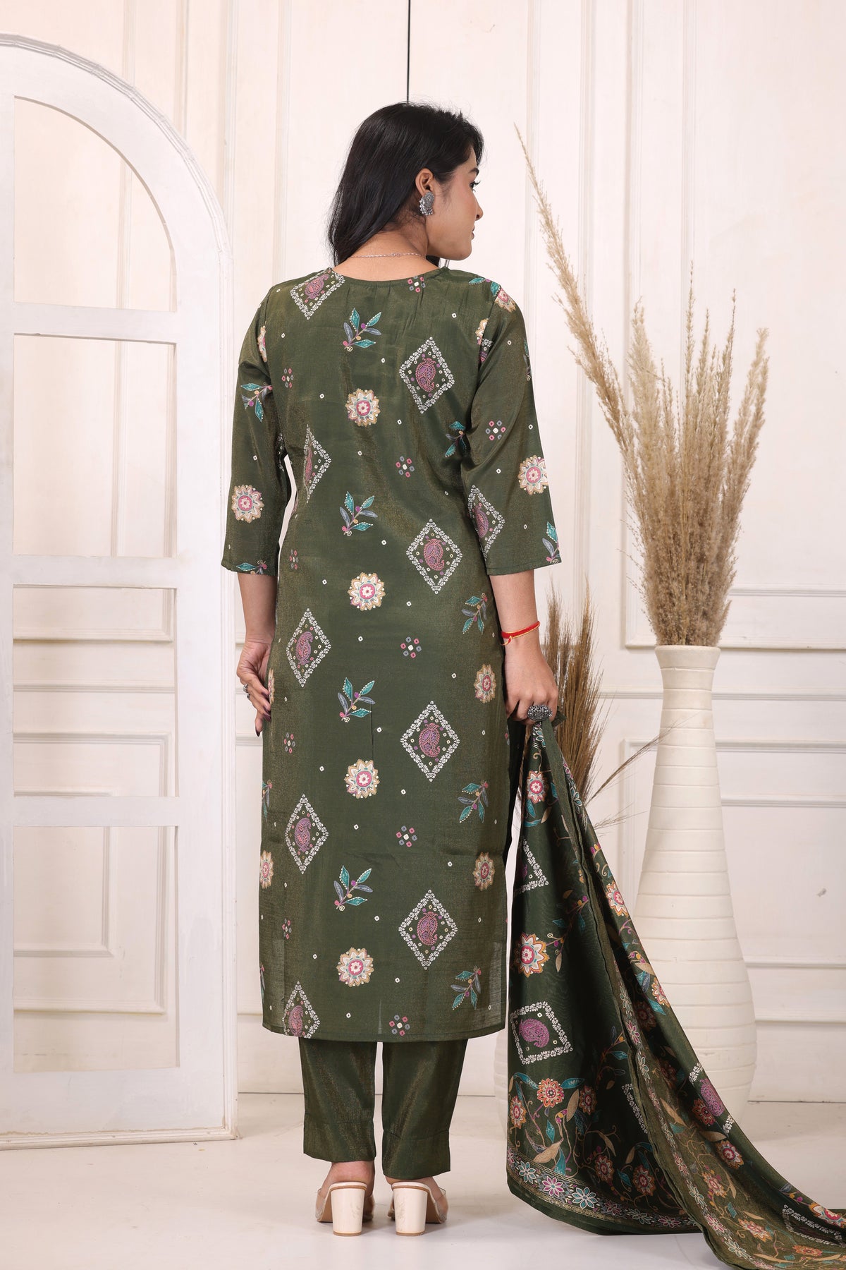 Women’s Floral Printed Kurta Pant Dupatta Set