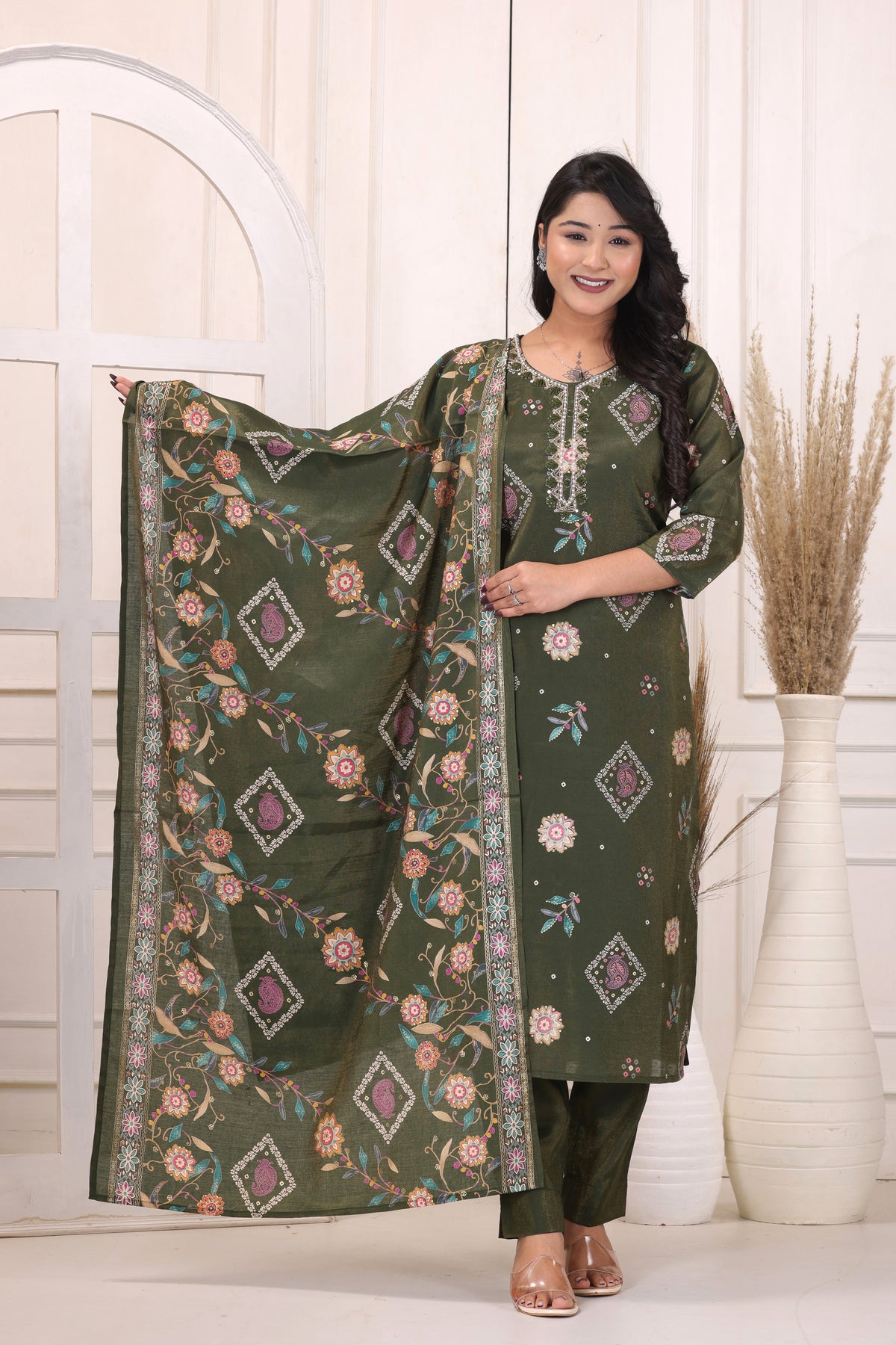 Women’s Floral Printed Kurta Pant Dupatta Set