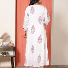 Women White & Magenta Pink Floral Printed Cotton A-Line Kurta Set with Dupatta