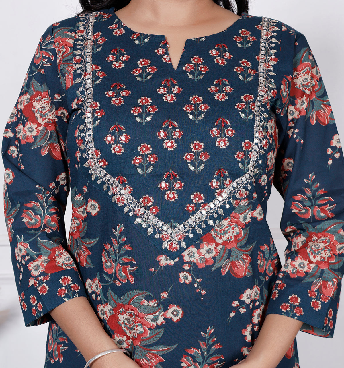 Women Floral Printed Cotton Kurta Set with Dupatta