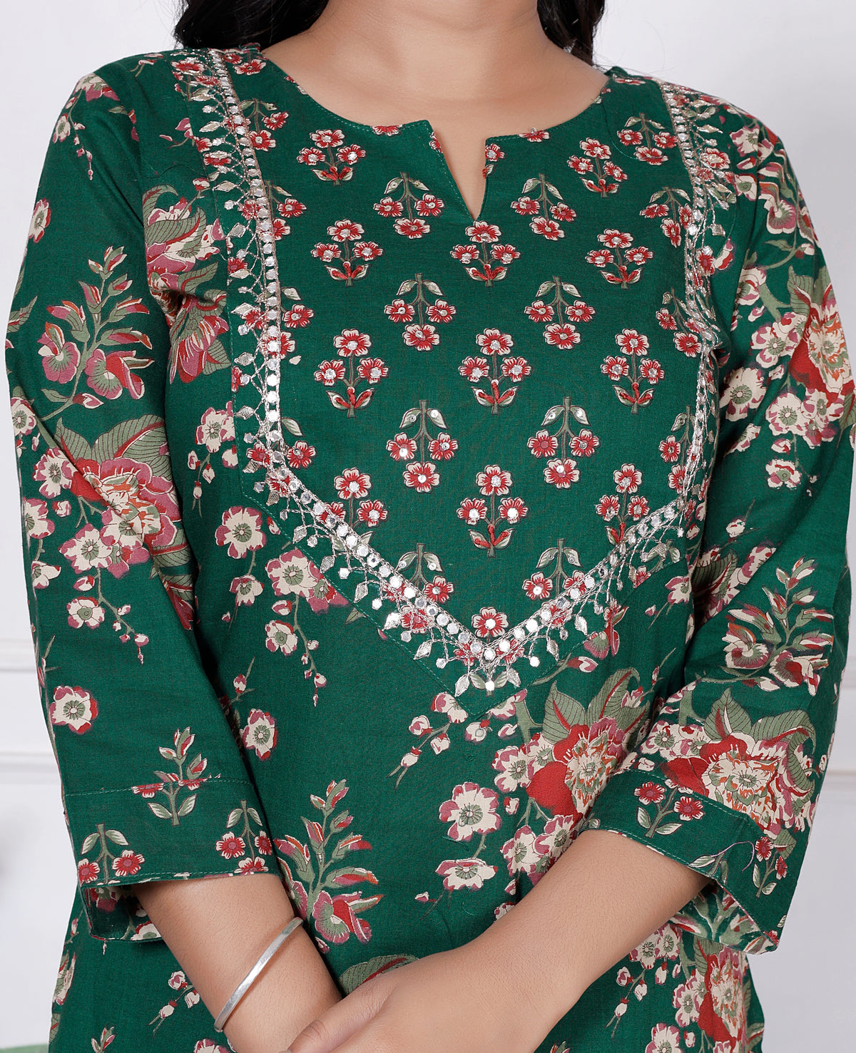 Women Floral Printed Cotton Kurta Set with Dupatta