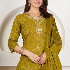 Rani Pink Bandhani Printed Pure Cotton Kurta Set with Handwork V-Neck & Dupatta